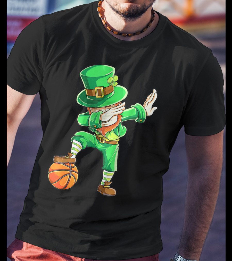 Dabbing Leprechaun On Basketball St. Patrick's Day Fun T-Shirt