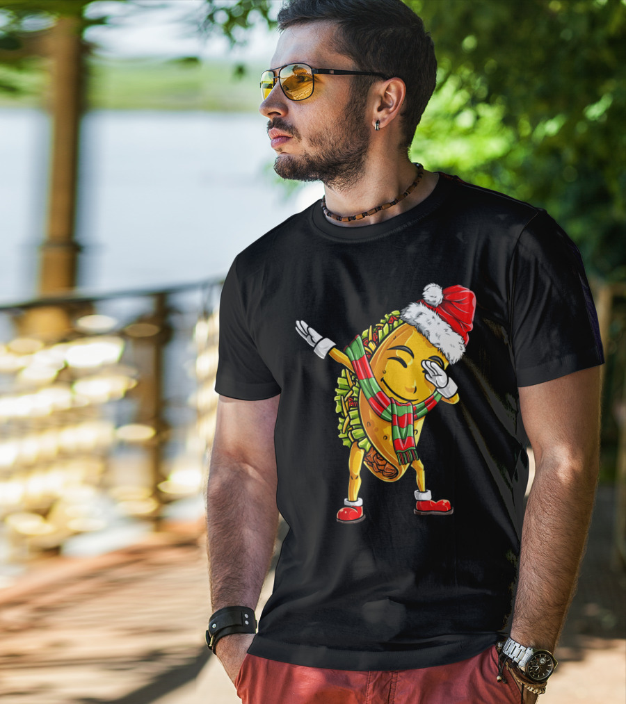 Dabbing Santa Taco With Christmas Hat And Scarf T-Shirt