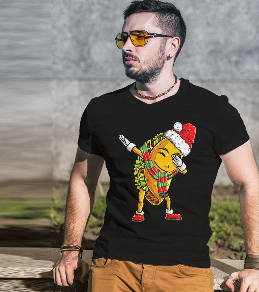 Dabbing Santa Taco With Christmas Hat And Scarf T-Shirt