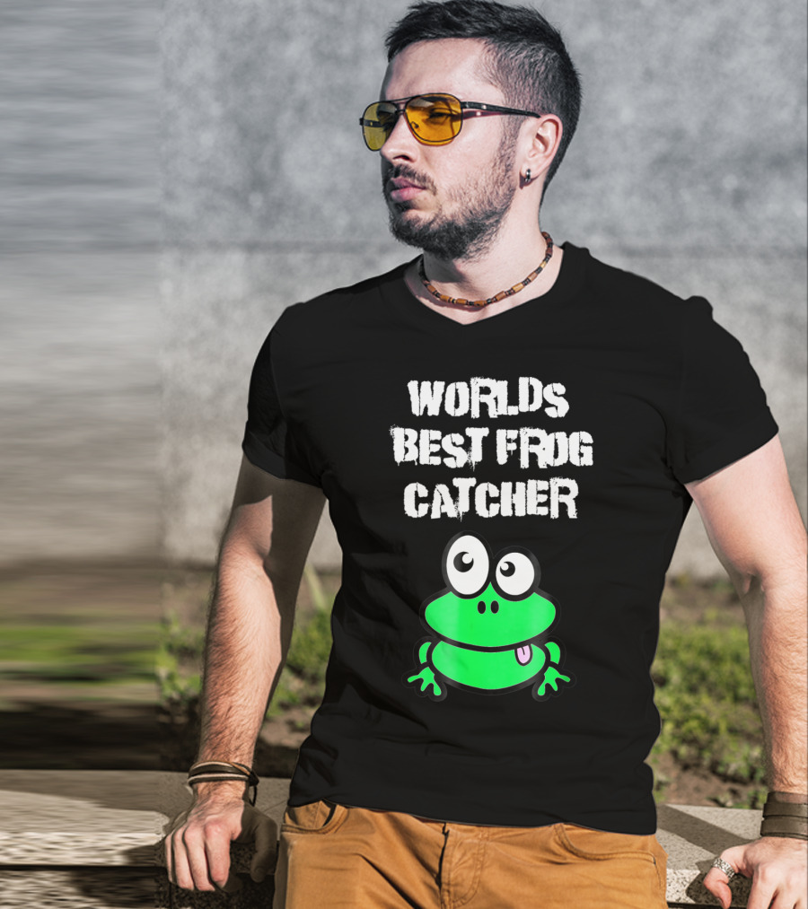 Worlds Best Frog Catcher Funny Green Cartoon Frog Character T-Shirt