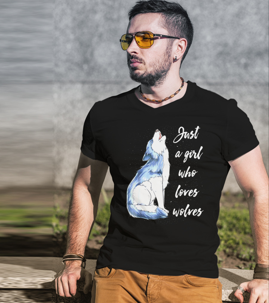 Just A Girl Who Loves Wolves Howling Wolf T-Shirt