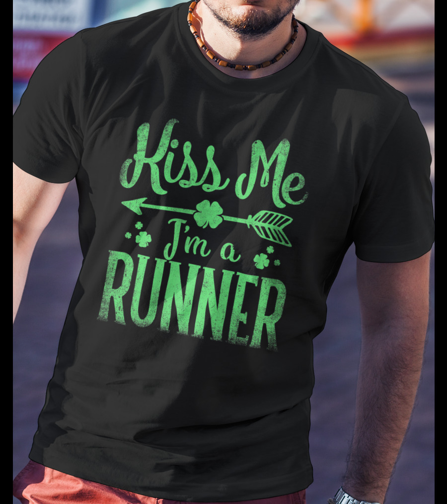 Kiss Me I'm A Runner Clover Arrow St. Patrick's Day T-Shirt