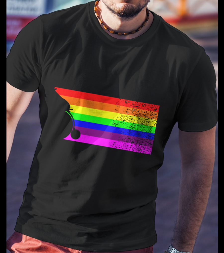 Giraffe Riding A Bike With Retro Rainbow Stripes T-Shirt