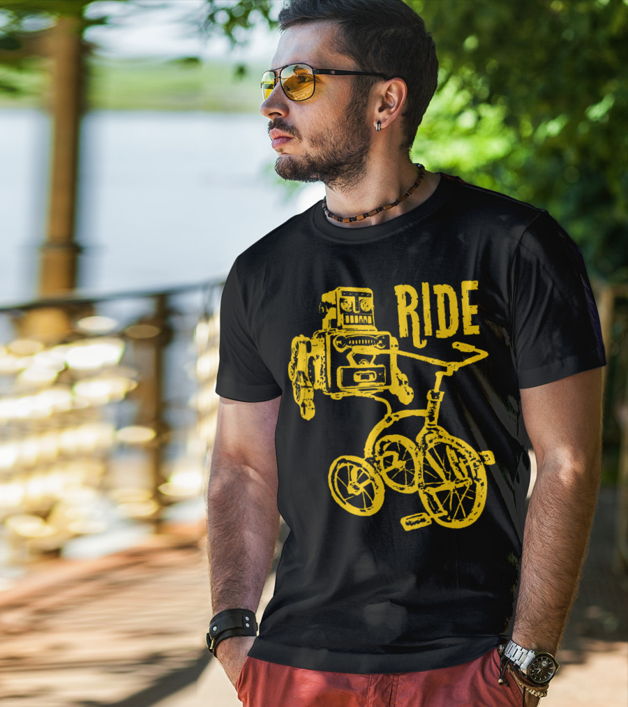 I Want To Ride My Tricycle Robot On Trike Vintage Style RIDE T-Shirt