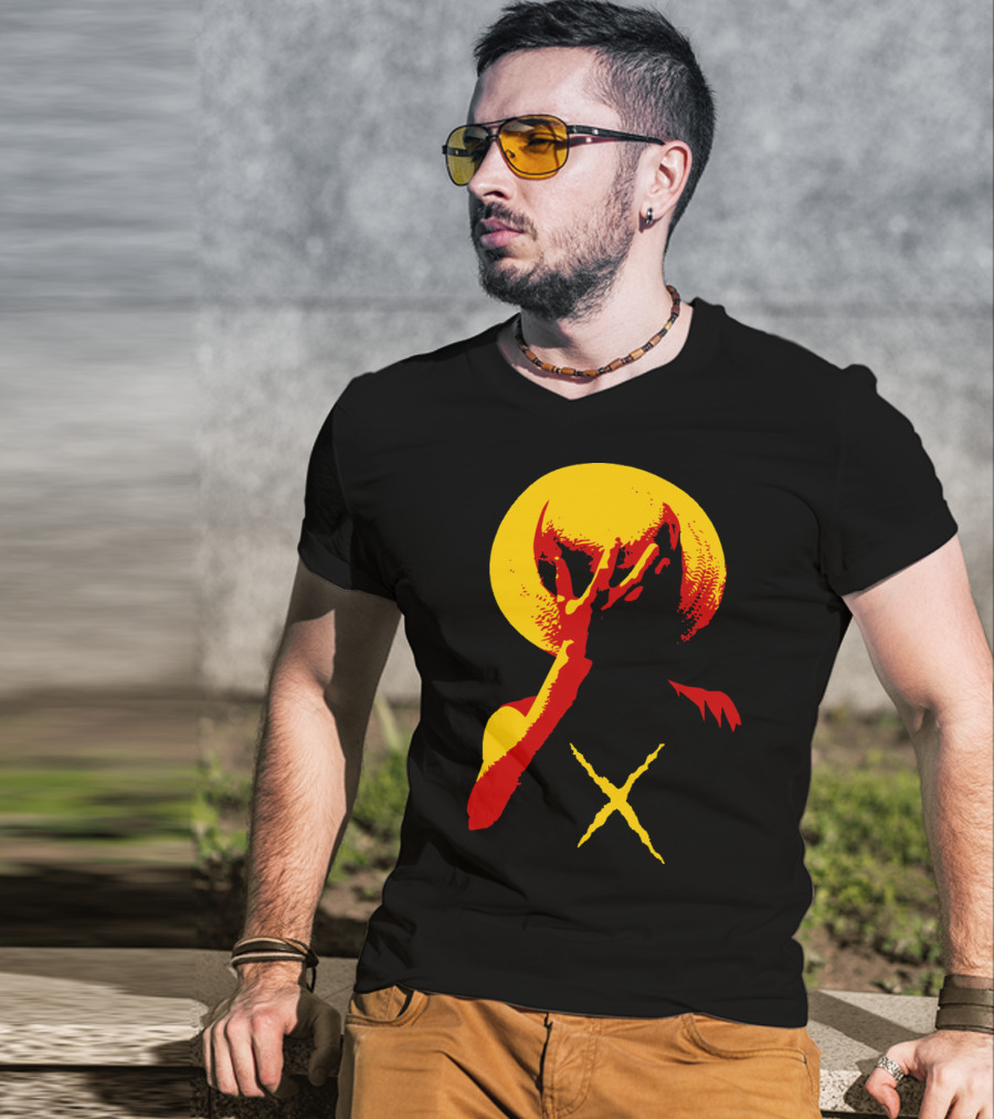 Monkey D. Luffy Portrait With Straw Hat And Crossed Arms T-Shirt