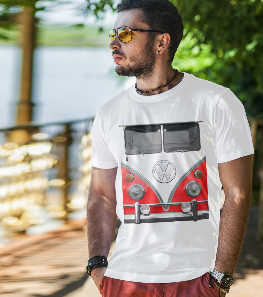 Volkswagen Camper Van Front Red And White Classic T-Shirt