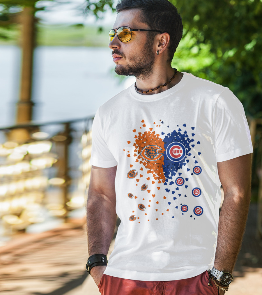 Heart Bears Cubs Chicago Bears And Chicago Cubs Logos And Heart T-Shirt