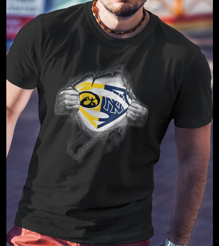 Hawkeyes New York Yankees Superman Shield Crossover T-Shirt