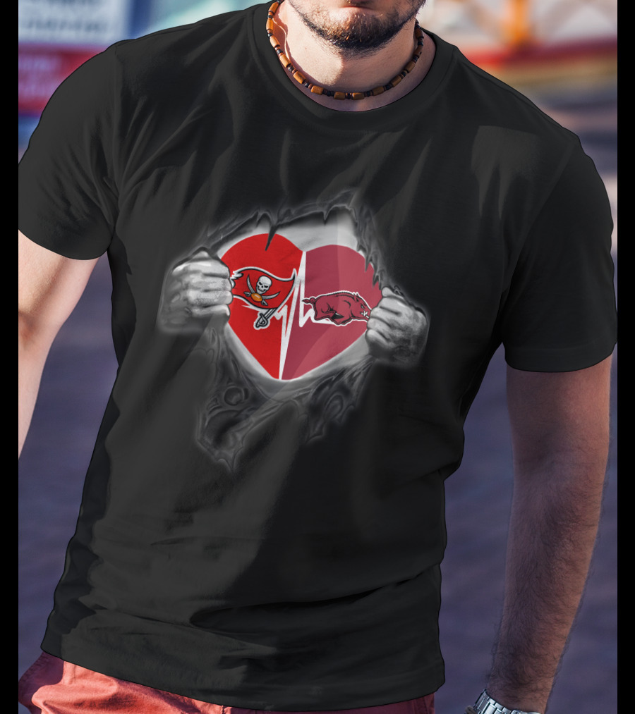 Buccaneers Arkansas Razorbacks Heartbeat Fusion Rip T-Shirt