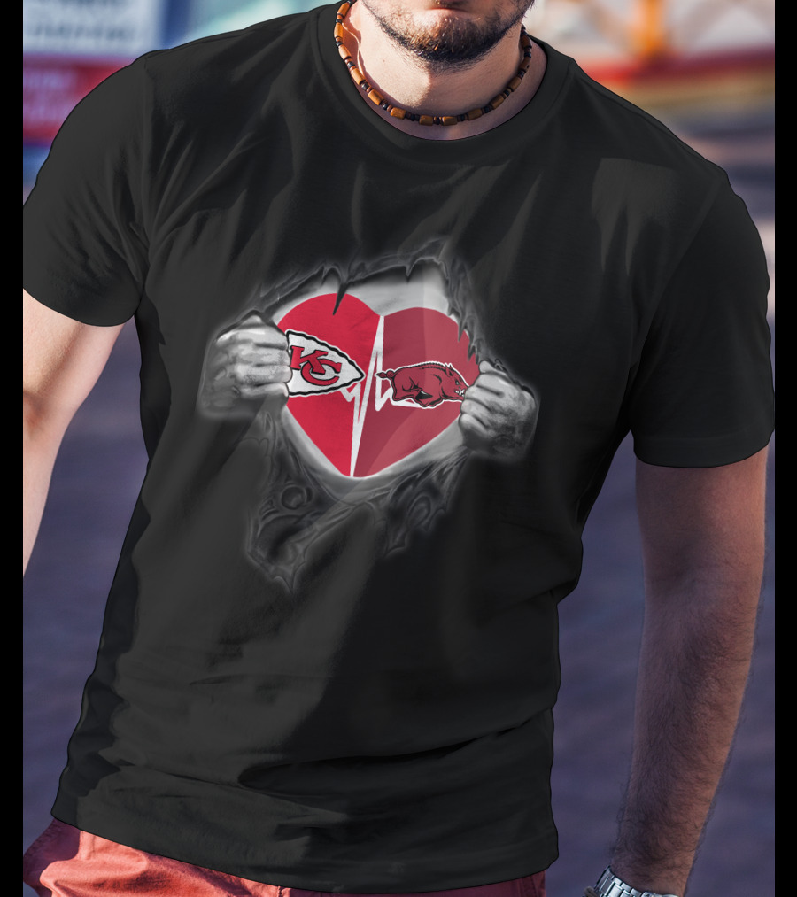 Kansas City Chiefs Arkansas Razorbacks Heart Hands Logo Blend T-Shirt