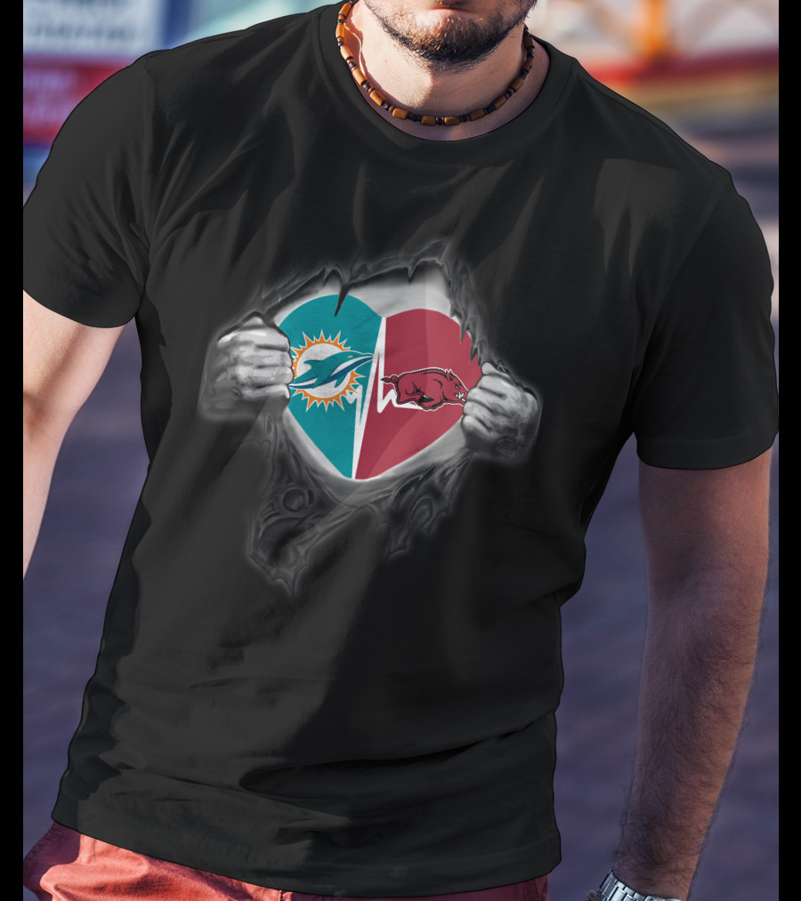Miami Dolphins Arkansas Razorbacks Heart Ripped T-Shirt