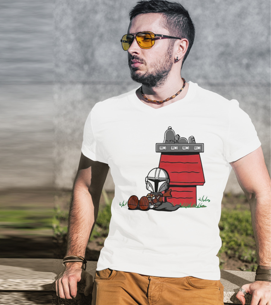 The Mandalorian And Snoopy House Crossover T-Shirt