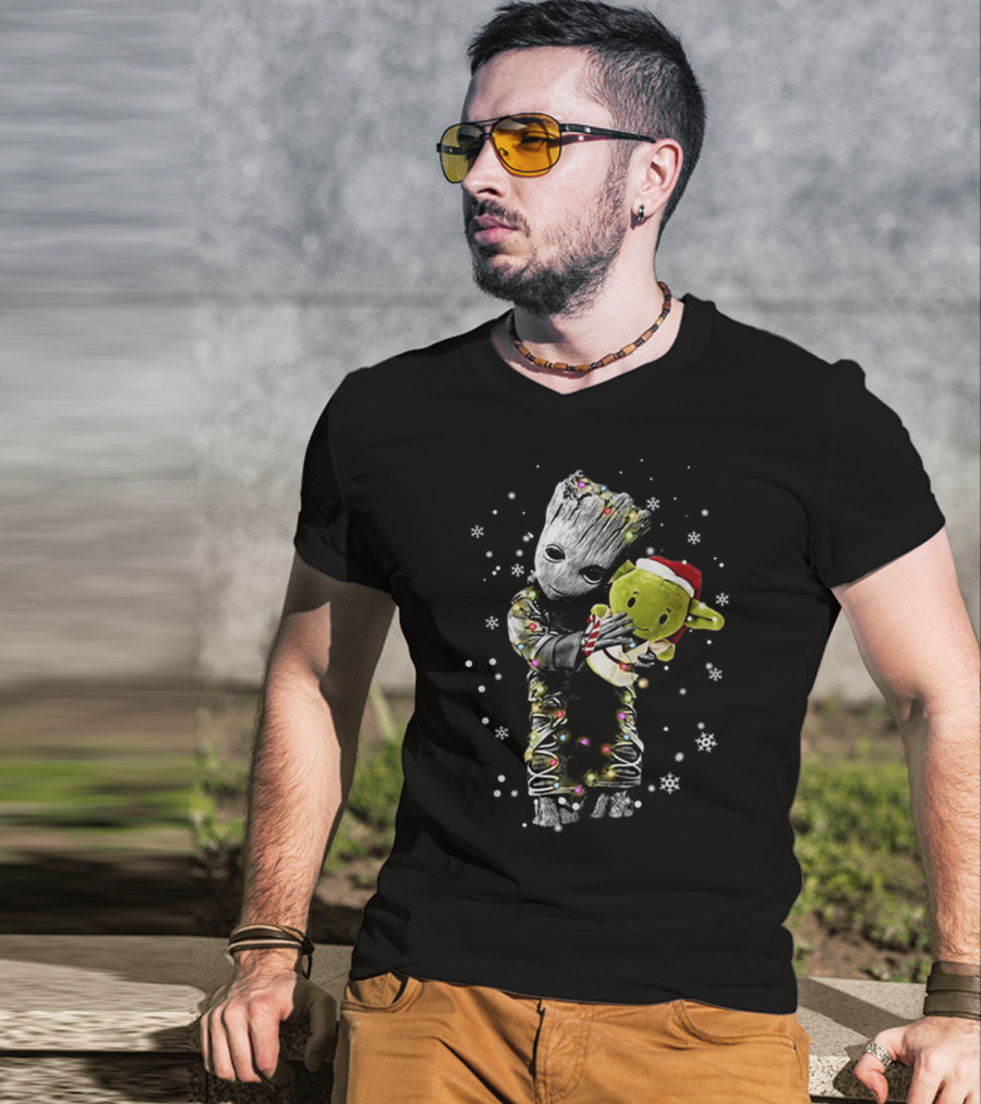 Baby Groot Hugging Baby Yoda Christmas Lights Snowflakes T-Shirt