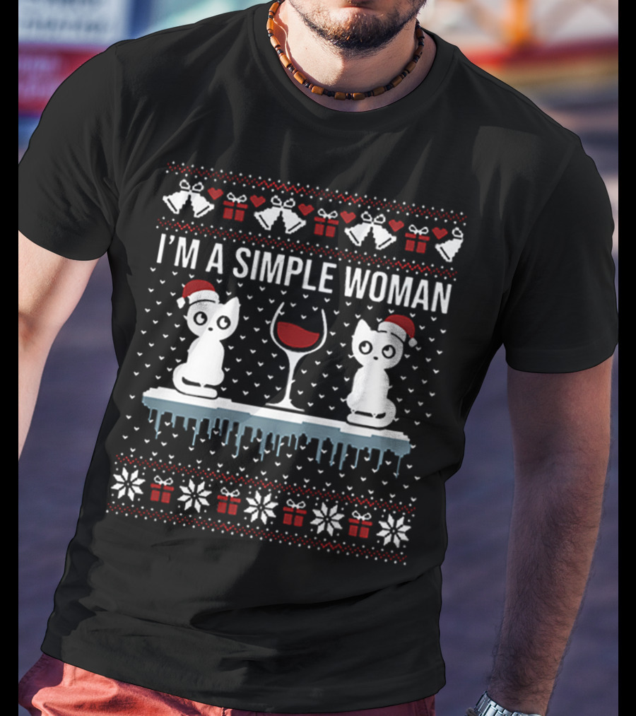 I’m A Simple Woman With Cats Wine And Christmas T-Shirt
