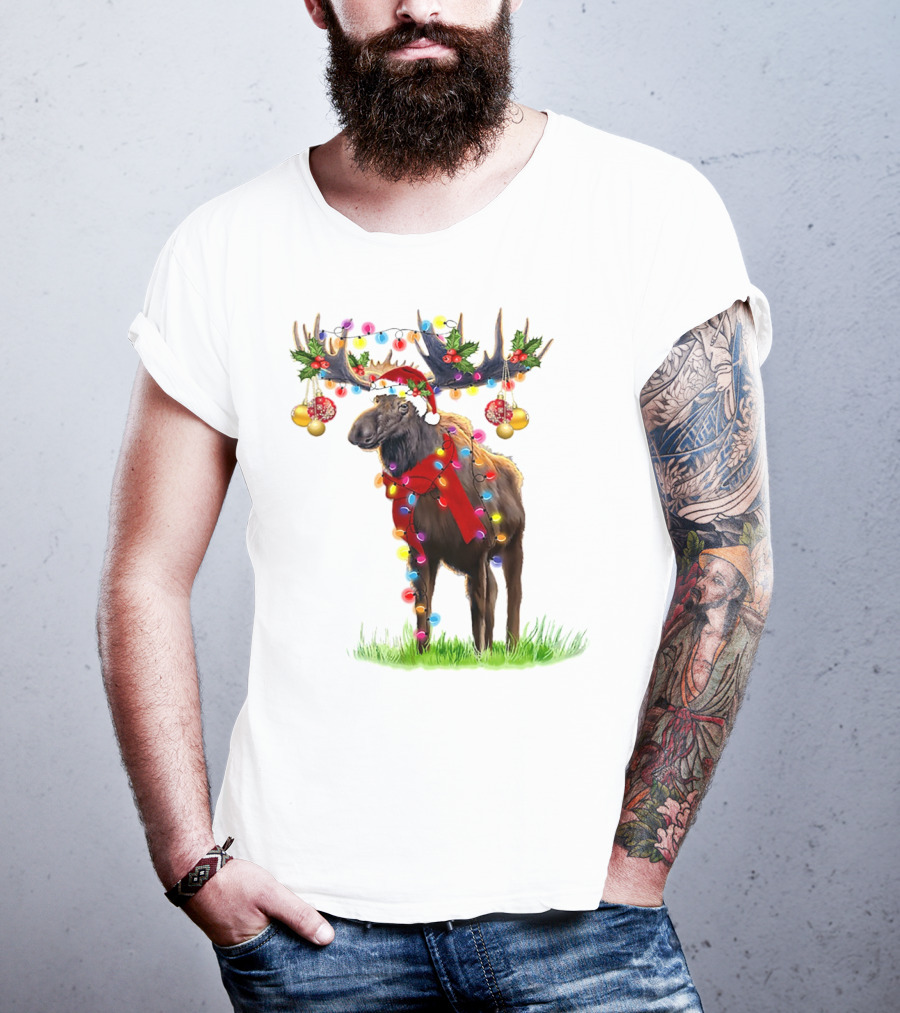 Moose Santa Reindeer Christmas Lights Holiday Décor T-Shirt