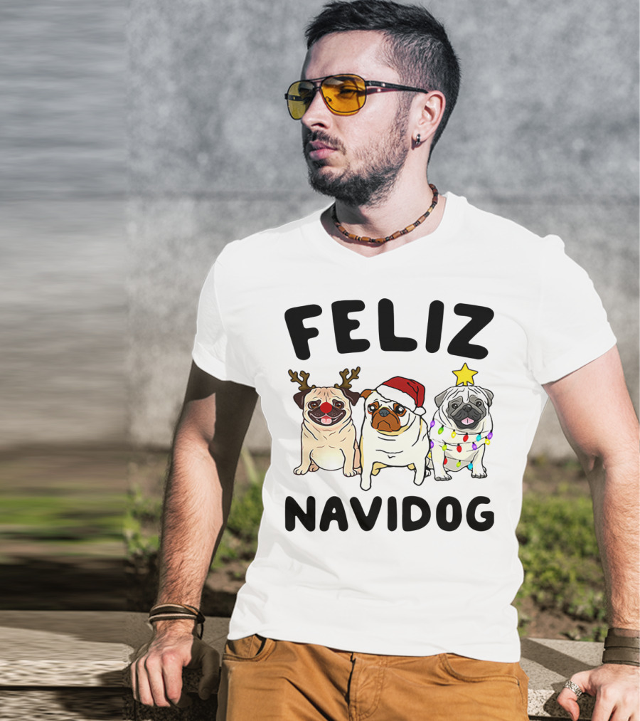 Feliz Navidog Pugs Christmas Reindeer Santa Lights T-Shirt