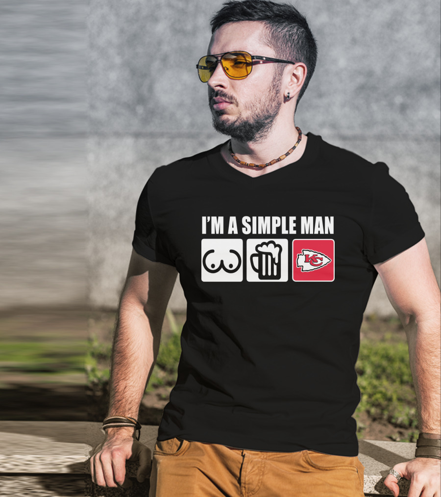 Chiefs I'm A Simple Man Beer And Logo Icons T-Shirt