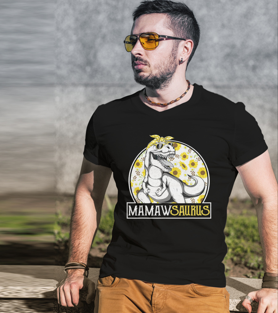 Mamaw Saurus Sunflower Dinosaur Grandma Fun Retro T-Rex T-Shirt