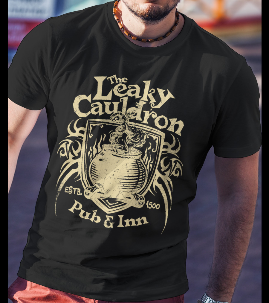 The Leaky Cauldron Pub And Inn Est. 1500 T-Shirt