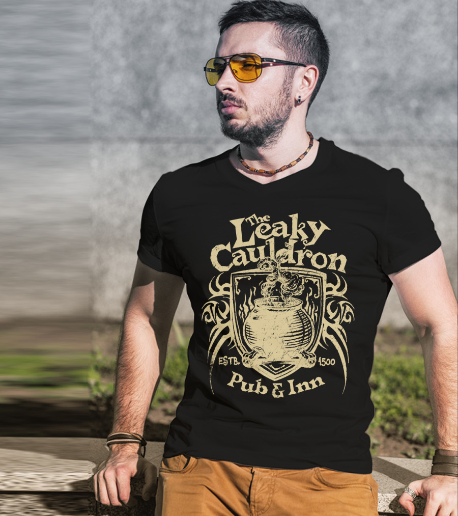 The Leaky Cauldron Pub And Inn Est. 1500 T-Shirt