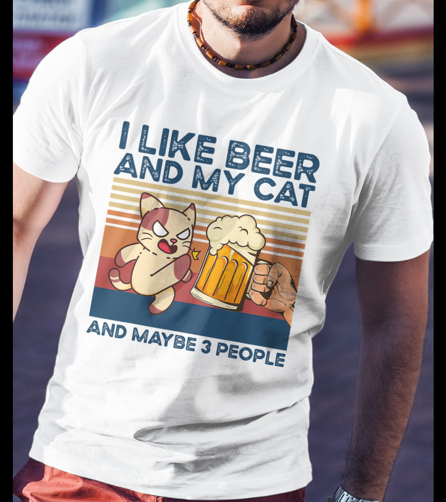 I Like Beer And My Cat And Maybe 3 People Vintage Style Retro Cat Lover T-Shirt