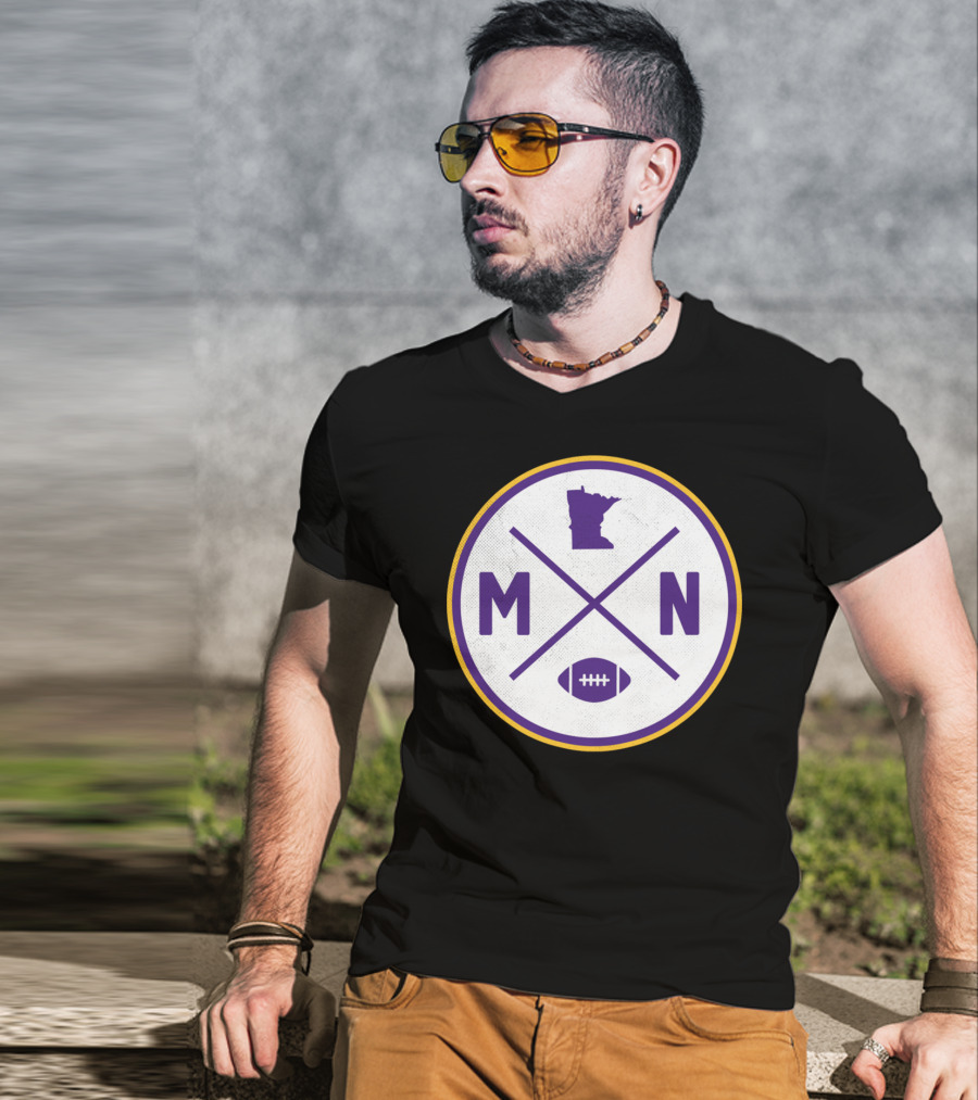 MN State Outline Minnesota Football Crossed Sticks Icon Purple Gold Circle T-Shirt