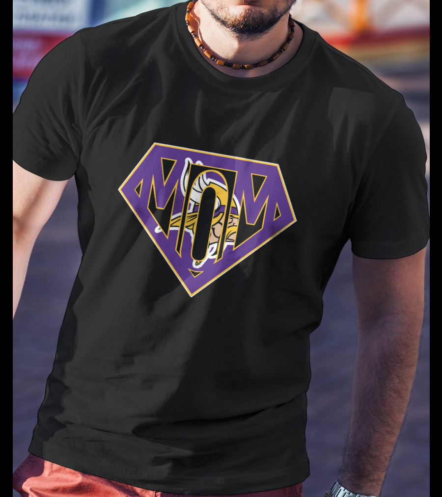 Super Mom Vikings Logo Icon M Design Purple Gold Text Combo T-Shirt