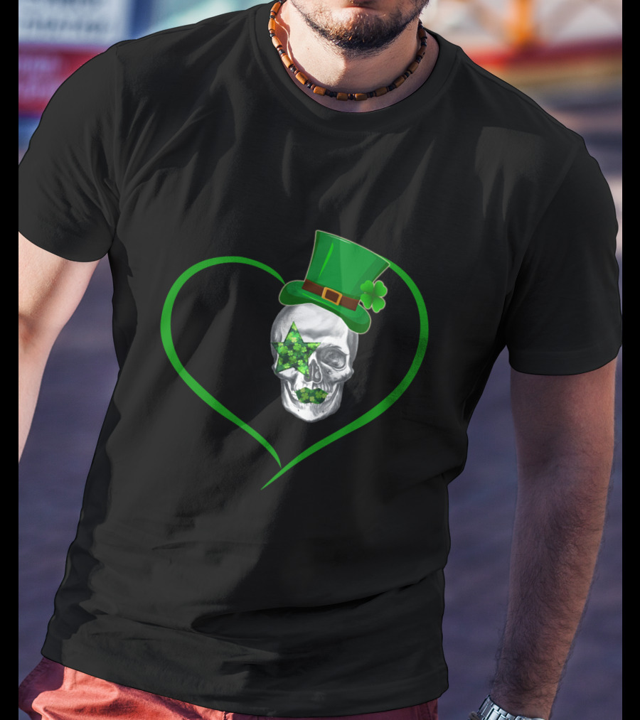 Kiss 02 Skull With Shamrock Star And Green Top Hat Inside Heart Shape T-Shirt