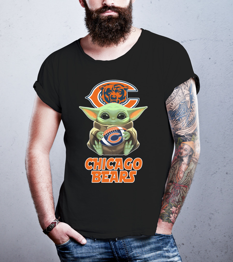 Chicago Bears Baby Yoda Football Fan T-Shirt