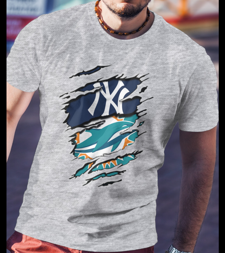 Yankees Dolphins Logo Fusion Sports Fans T-Shirt