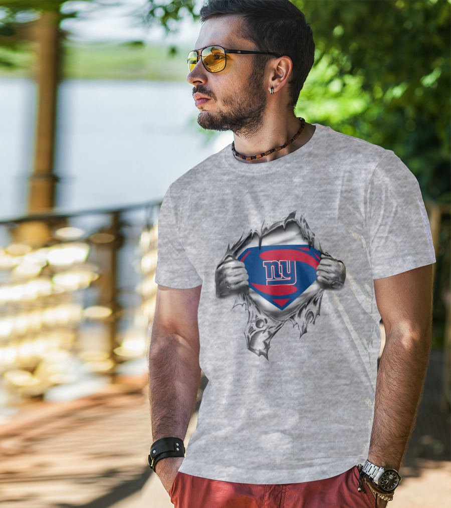 Ny Giants Superhero Logo Burst T-Shirt