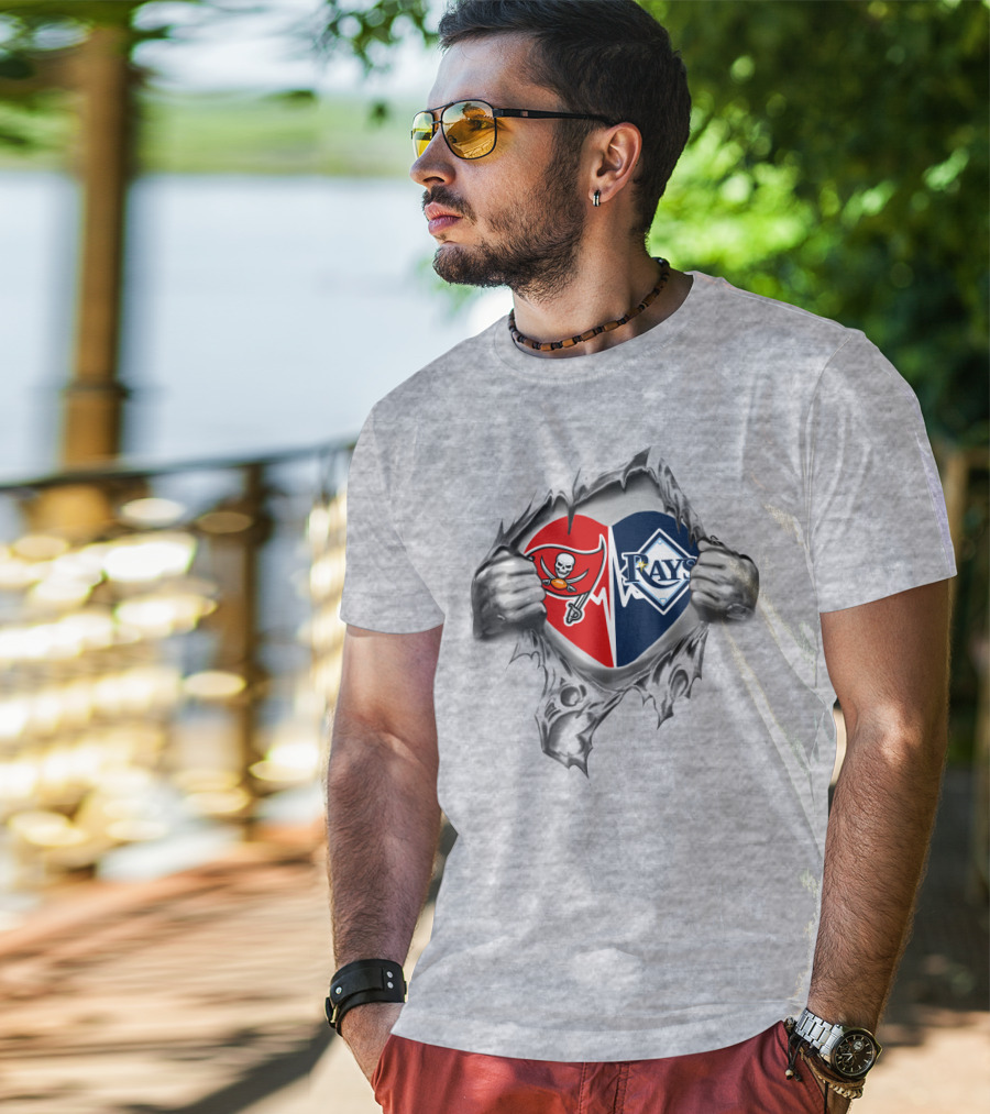 Buccaneers Rays Heart Logo Peel T-Shirt