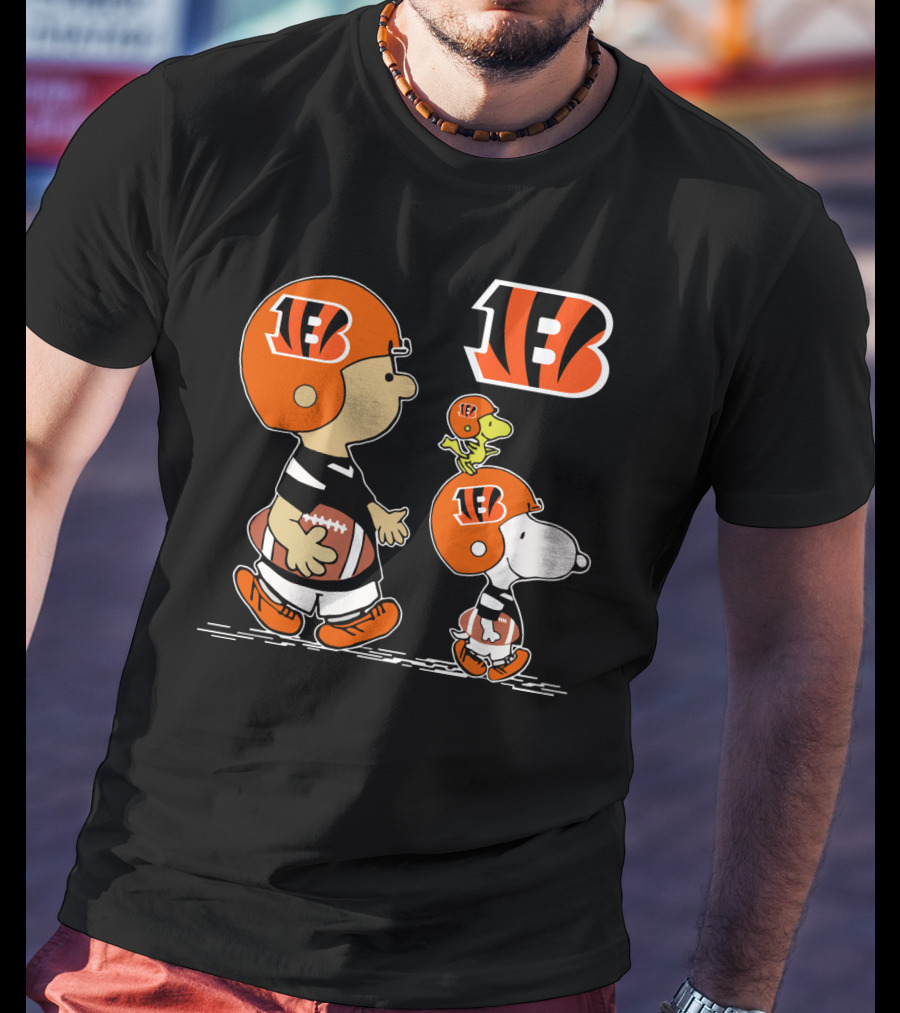 Bengals Snoopy Woodstock Football Gear With Helmet Peanuts Charlie Brown T-Shirt