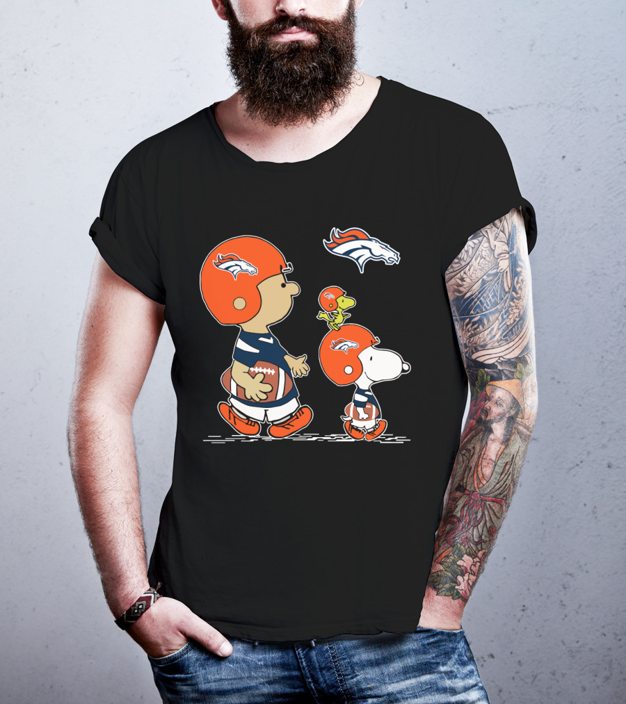 Denver Broncos Peanuts Characters Football Team T-Shirt