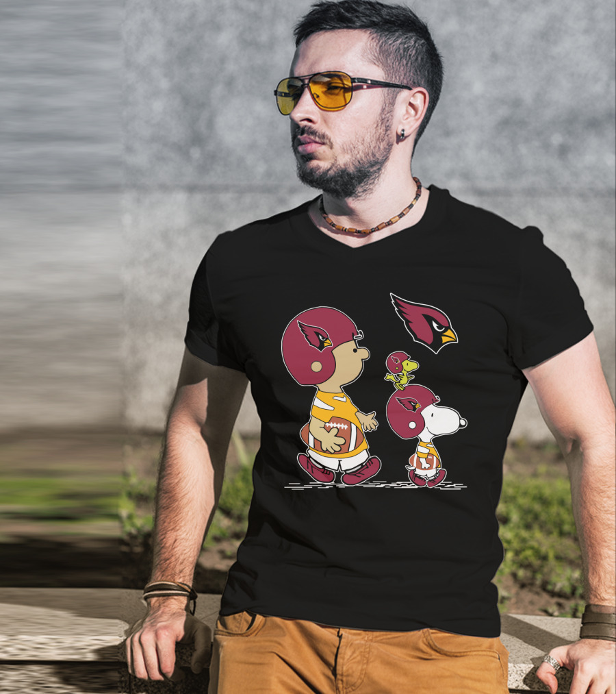 Cardinals Snoopy Woodstock Football Charlie Brown Peanuts Helmet T-Shirt