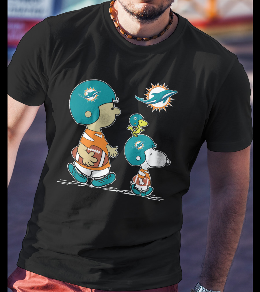Miami Dolphins Snoopy And Woodstock Football Adventure T-Shirt