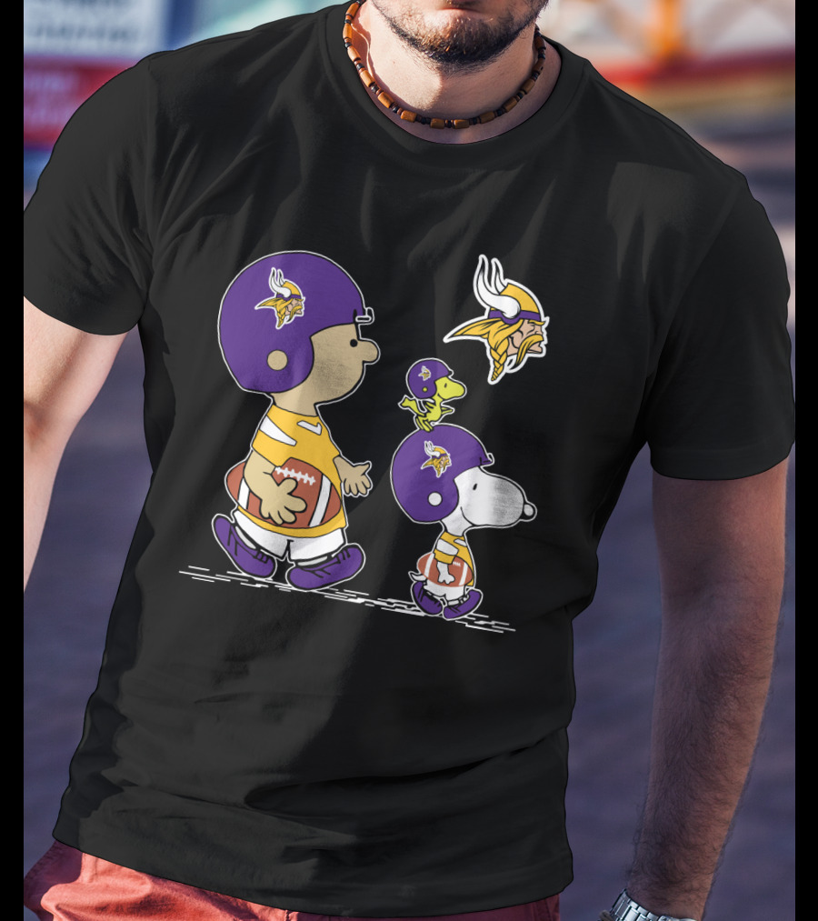 Minnesota Vikings Snoopy And Woodstock Football Team Collaboration T-Shirt