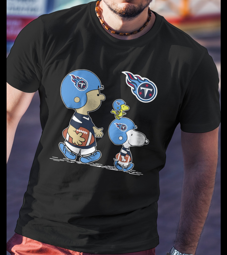 Titans Snoopy Charlie Brown Woodstock Football Helmets T-Shirt
