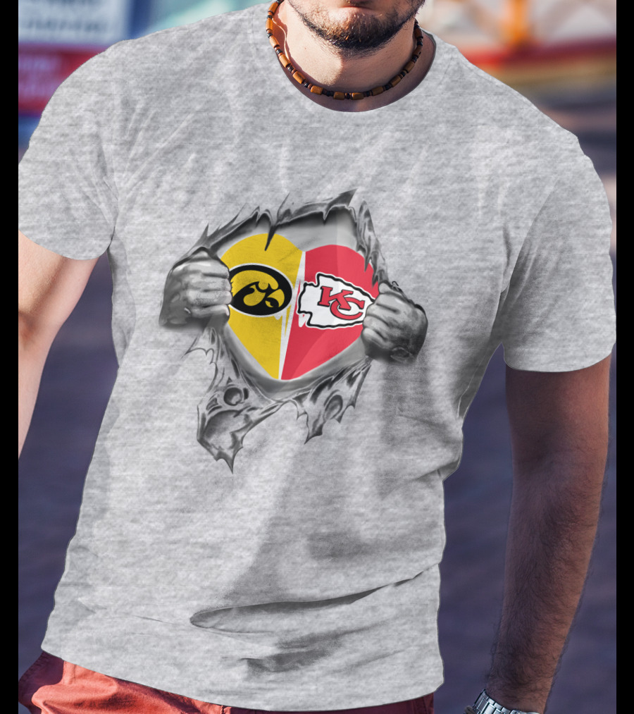Iowa Hawkeyes And Kansas City Chiefs Heart In My Heart T-Shirt