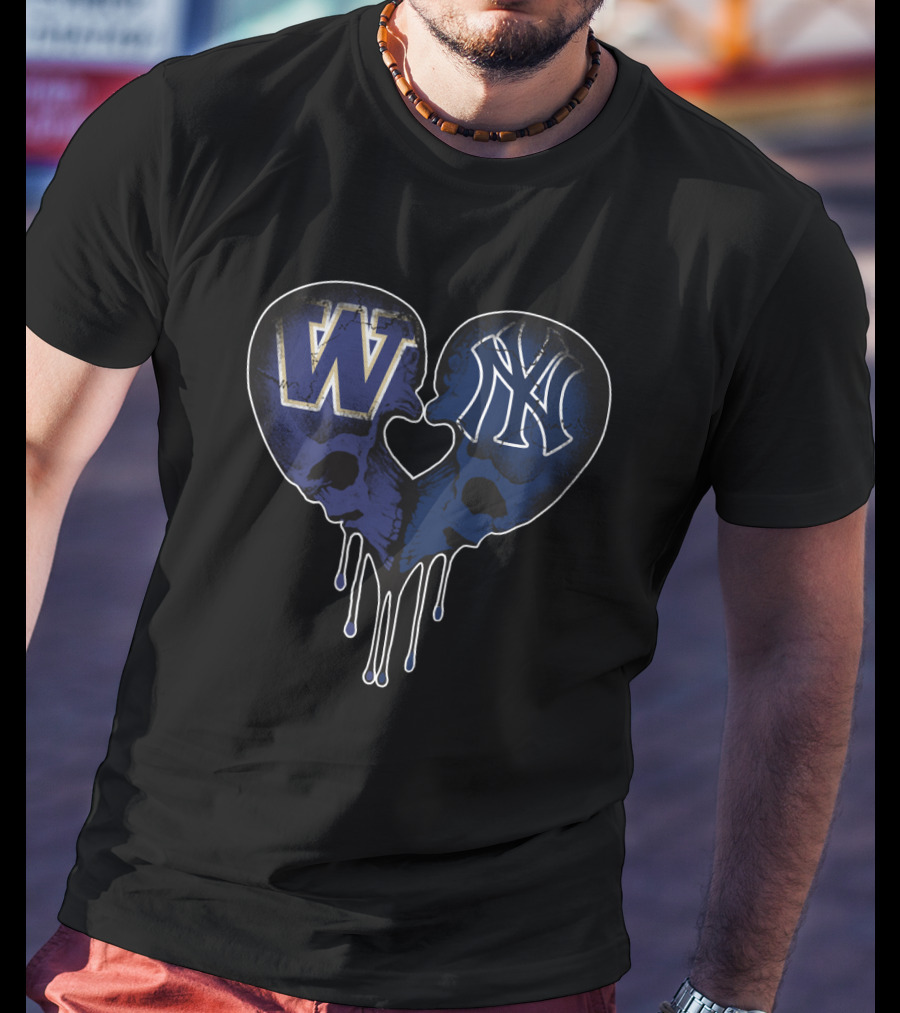 Yankees Huskies Skull Heart W NY T-Shirt
