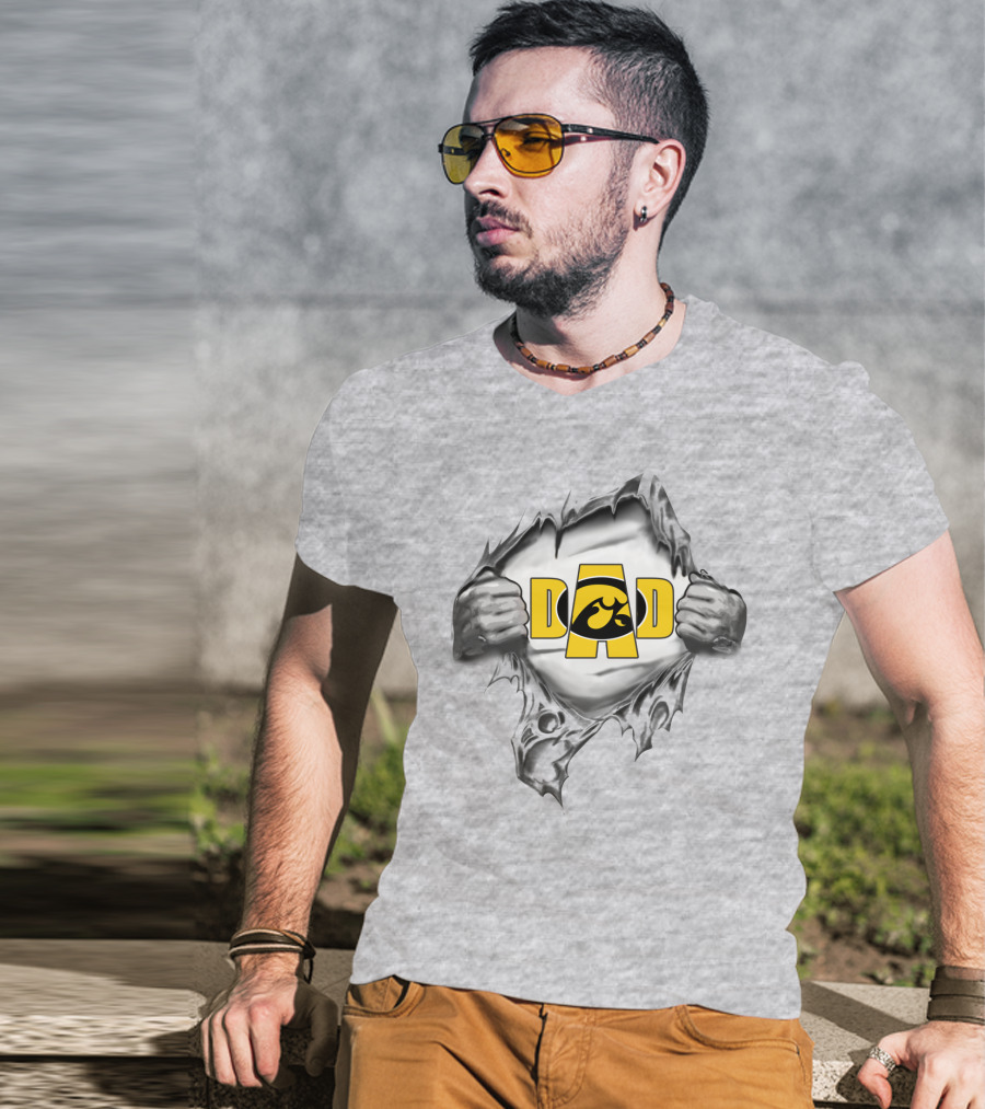 Iowa Hawkeyes Dad Black And Gold T-Shirt