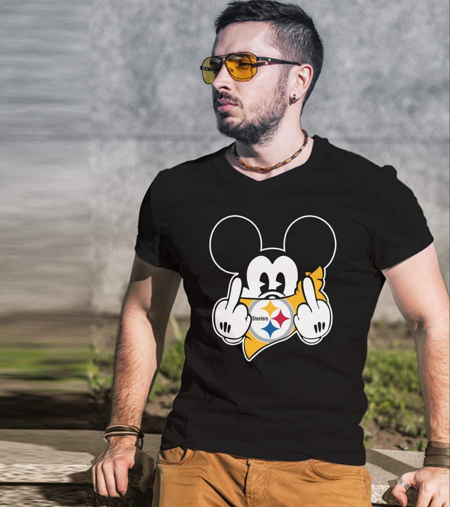 Steelers Logo With Character Giving Middle Finger T-Shirt
