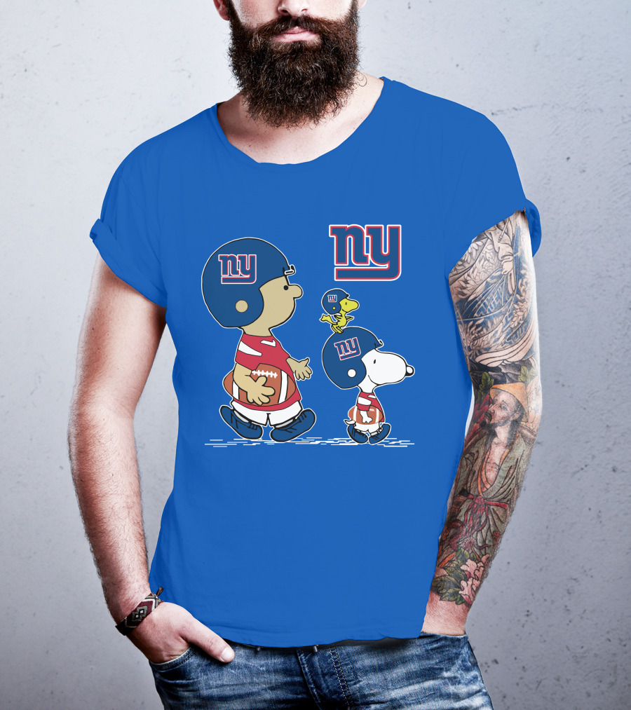 New York Giants Peanuts Snoopy Football T-Shirt