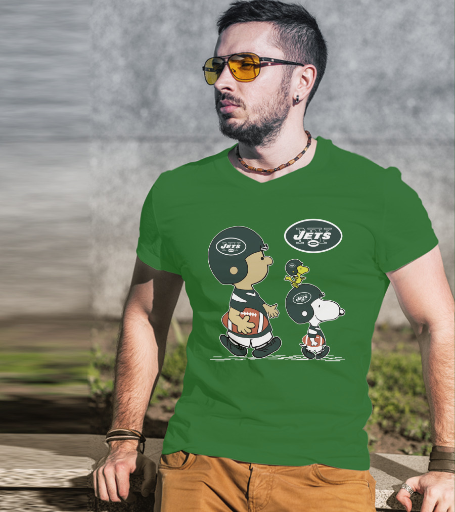 New York Jets Snoopy And Woodstock Football Adventure T-Shirt