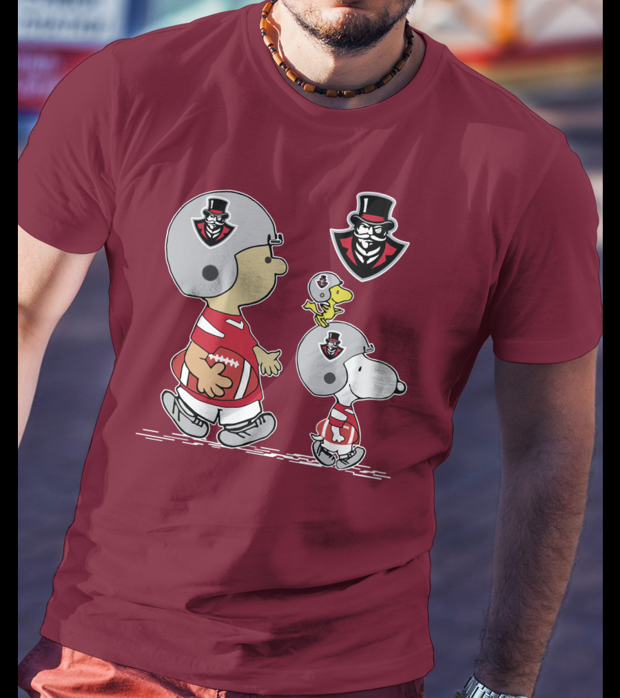 Austin Peay Governor Mascot With Snoopy And Woodstock Football Helmets T-Shirt
