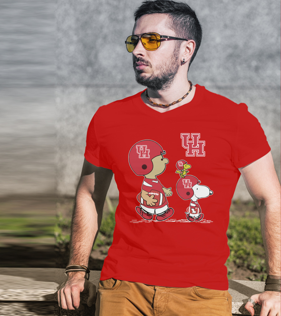 Houston Cougars Snoopy Peanuts Football Characters T-Shirt