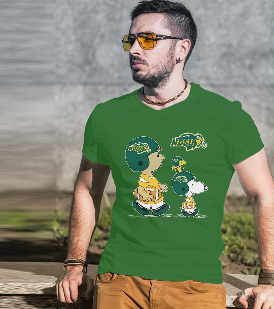 NDSU Snoopy And Woodstock Football Pee Wee Herman T-Shirt