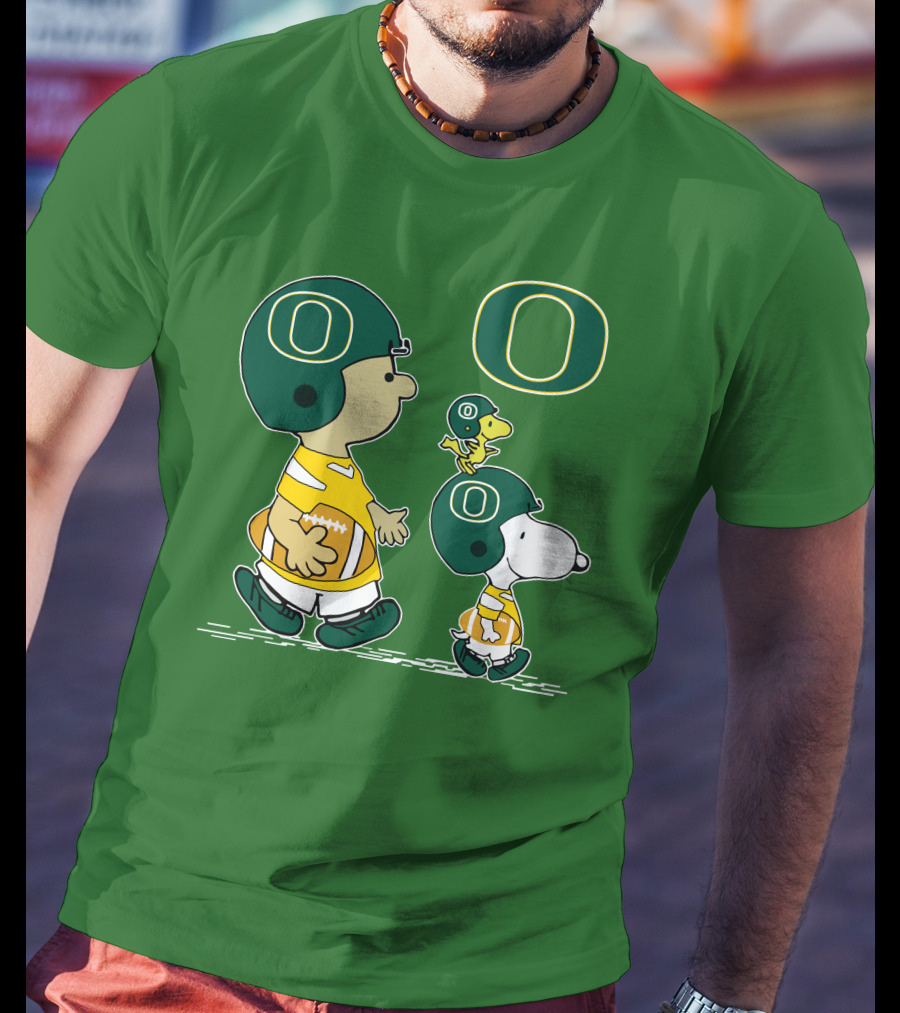 Oregon Ducks Snoopy Charlie Brown Woodstock Football Helmet Peanuts T-Shirt