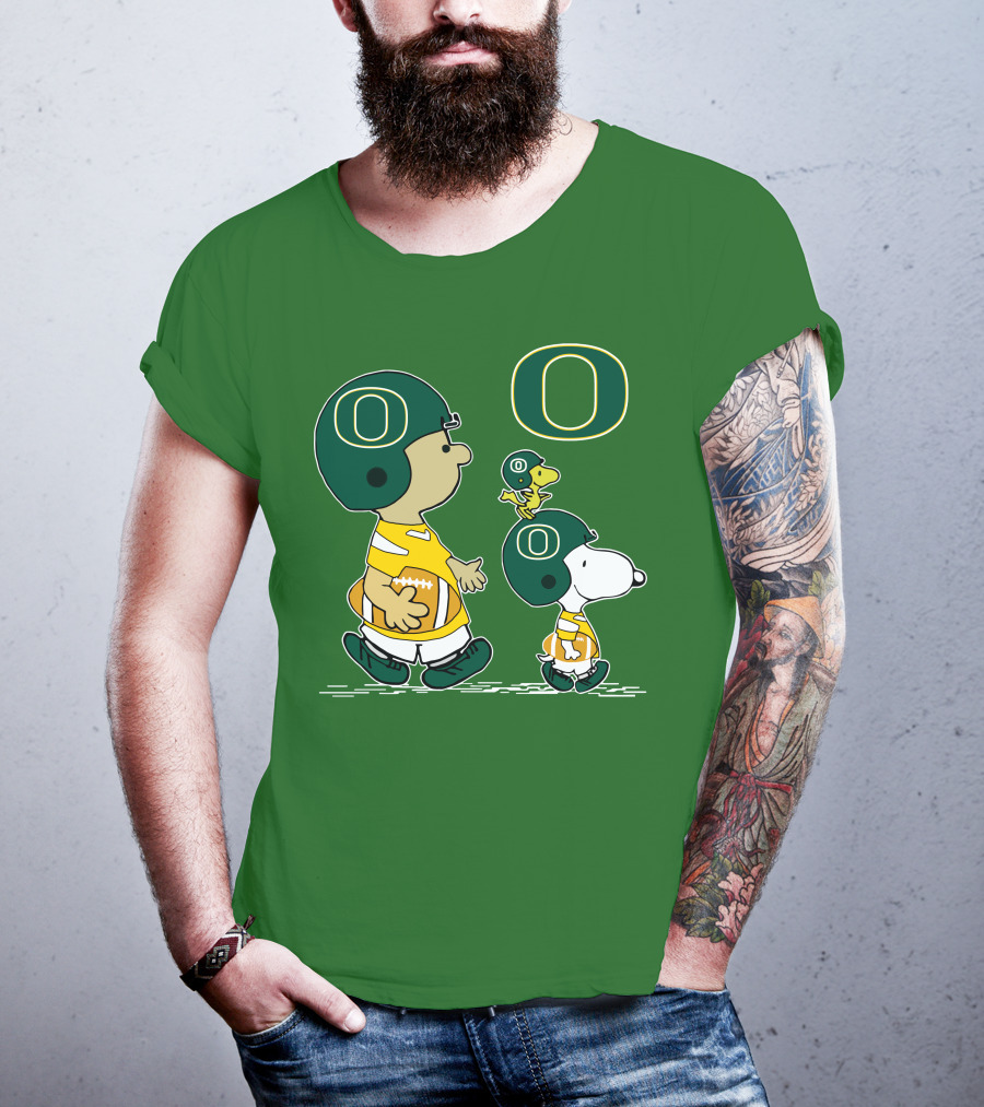 Oregon Ducks Snoopy Charlie Brown Woodstock Football Helmet Peanuts T-Shirt
