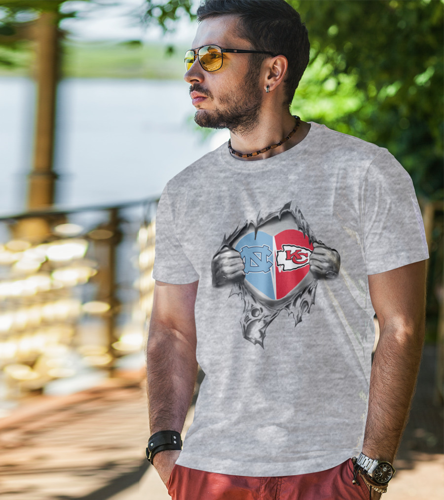 Kansas City Chiefs North Carolina Tar Heels Heart Logos Passion T-Shirt